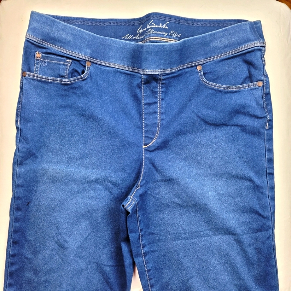 Gloria Vanderbilt Jeans